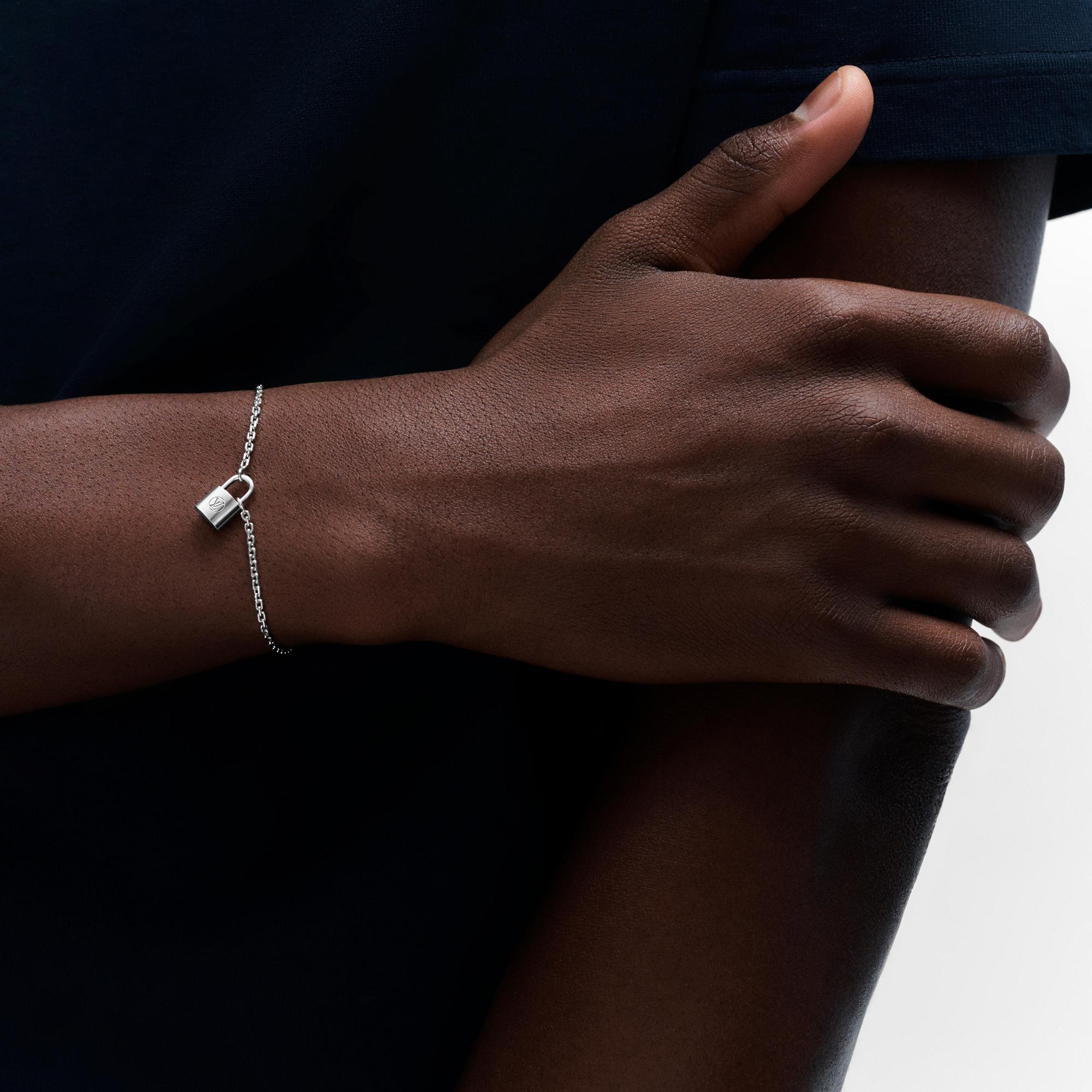 Pulseira Silver Lockit em Prata de Lei - Categorias | LOUIS VUITTON ®